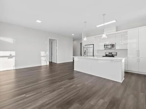 121 34th Street image 85 of 213