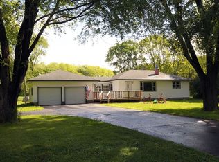 W10102 County Road X, Portage, WI 53901