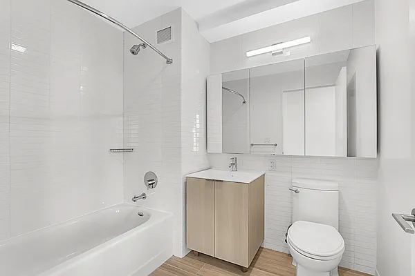 Rented by The Dermot Realty Management Company | media 16