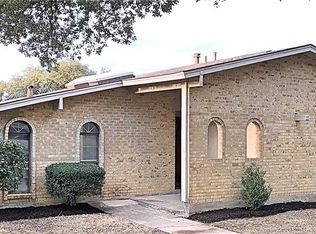 3115 Windsor Rd, Carrollton, TX 75007