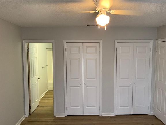 5th image of 218 Eagles Ct #218