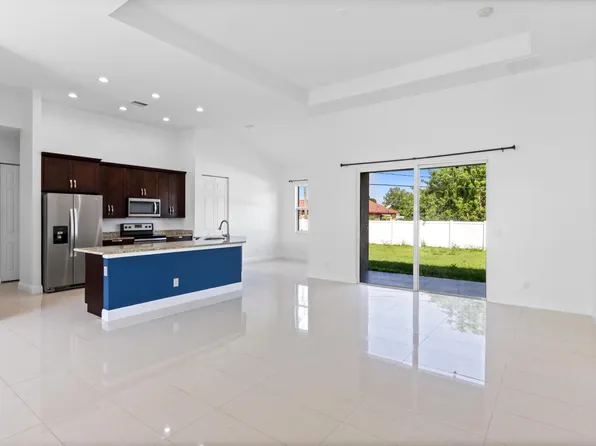 661 NW Floresta Drive, Port St Lucie, FL 34983