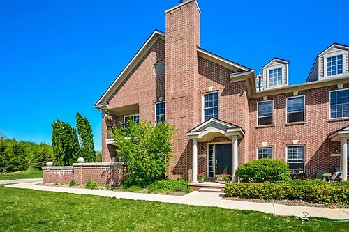 3334 Endsleigh Ln Photo 1