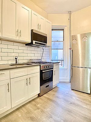2nd image of 317 E 150th St #2E