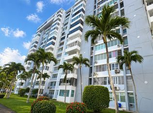 Cond Laguna Gdns APT 12L, Carolina, PR 00979