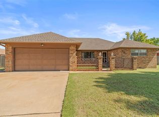 201 Rice Dr, Watonga, OK 73772