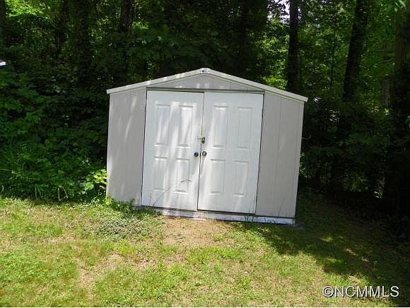 2nd image of 2635 Hebron Rd