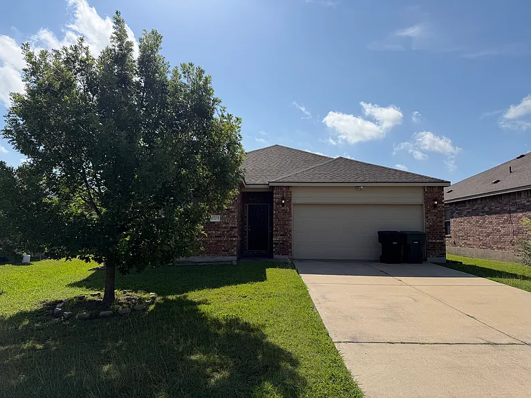 5705 Stanford Dr — Photo 2
