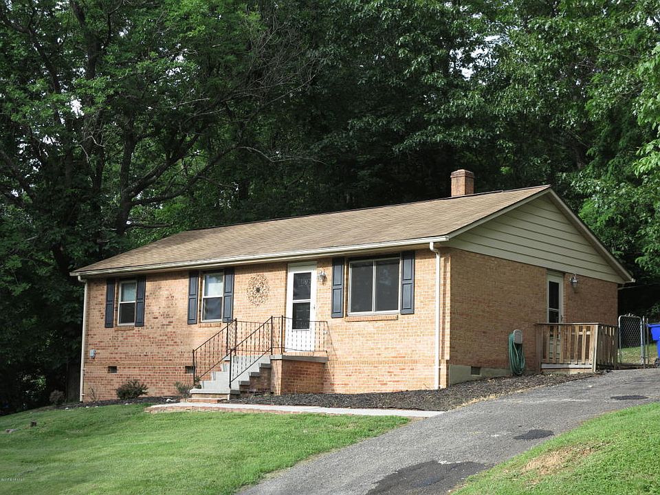 1st image of 1807 Gardenspring Dr