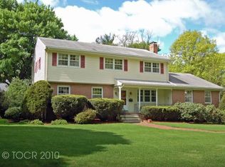 860 Bingham Rd, Ridgewood, NJ 07450