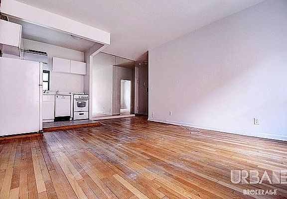 5th image of 12 Charles St APT 2D