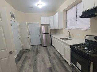 1434 W Flournoy St #1, Chicago, IL 60607