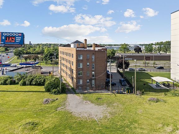 2nd image of 1291 W State Fair Palmer Loft Building Detroit Cir
