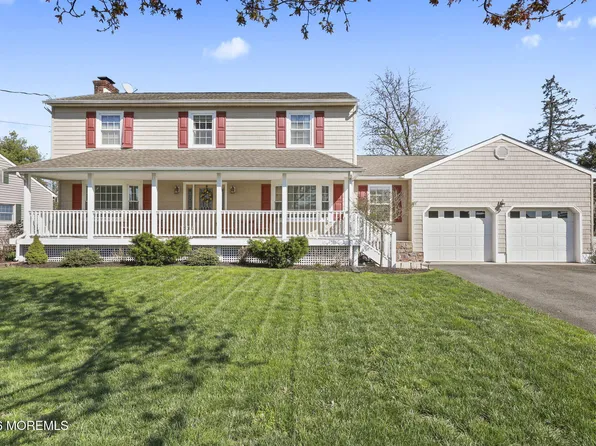 9 Traymore Road, Freehold, NJ 07728