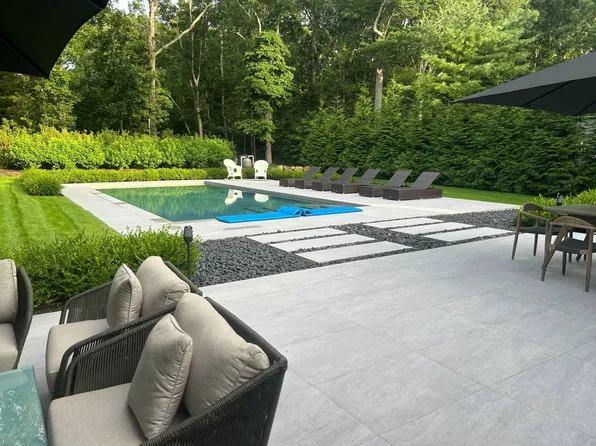 7 Gunpowder Ln, East Hampton, NY 11937