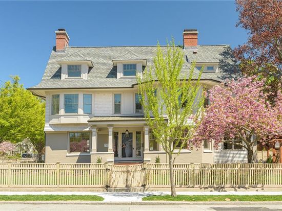 349 Wayland Ave, Providence, RI 02906