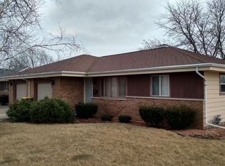 1704 27th St, Monroe, WI 53566