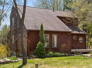 9610 E Grandview Rd, Traverse City, MI 49684