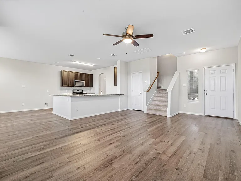 4818 Blue Jacaranda Way — Photo 5