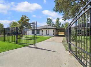 6702 Leedale St, Houston, TX 77016