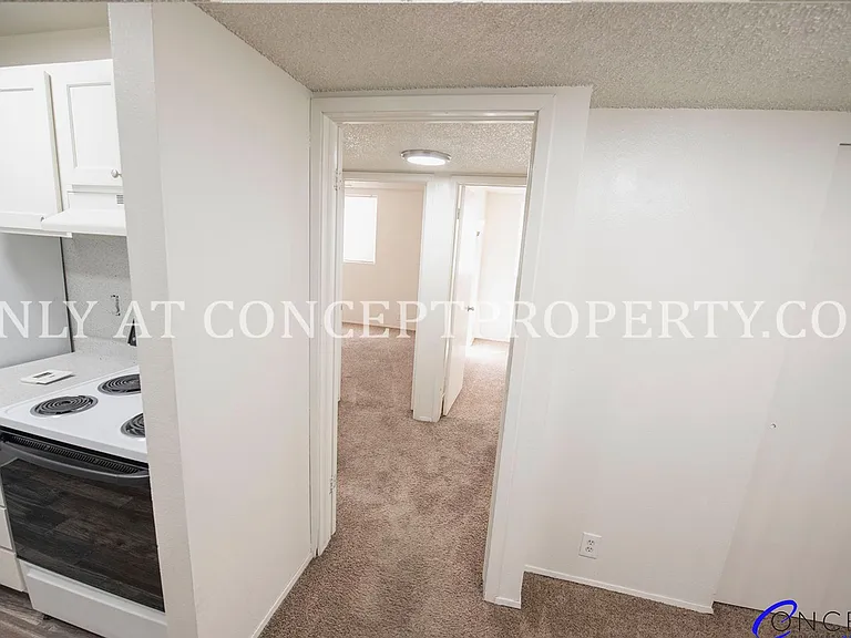 Foothill Terrace — Photo 144