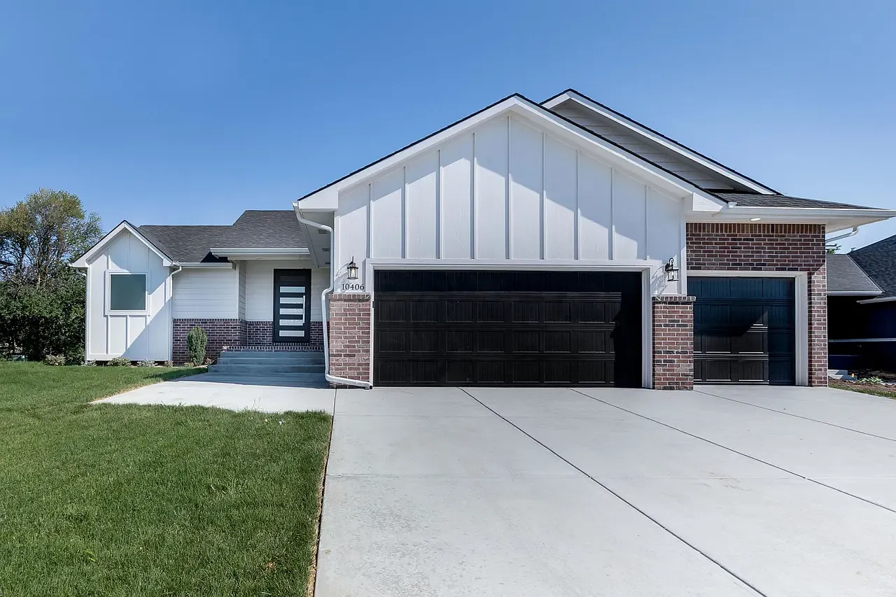 10406 West Graber Circle - 1 — Photo 1