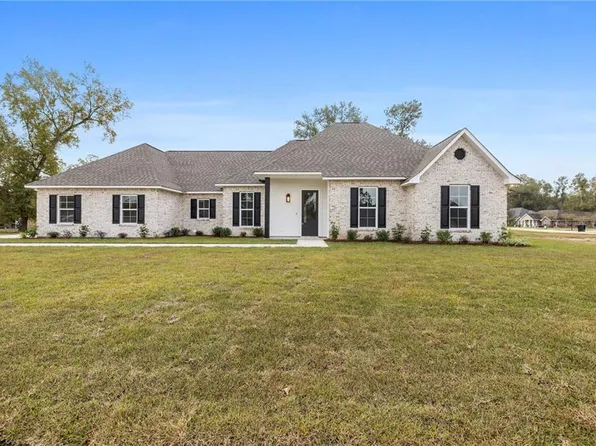 15244 Maplewood Dr, Ponchatoula, LA 70454