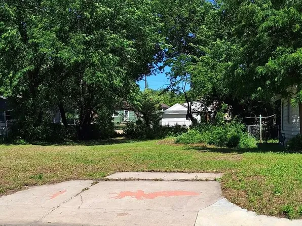 N Harding, Wichita, KS 67208