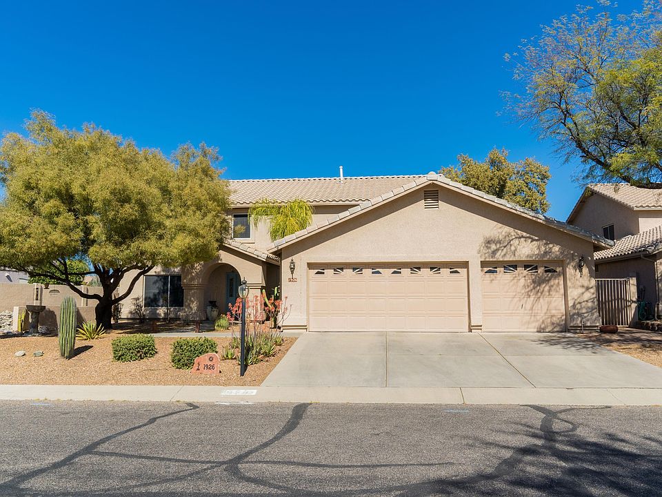 1st image of 1926 W Desert Highlands Dr
