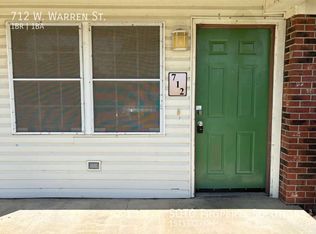 712 W Warren St, Charleston, MO 63834