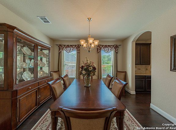 5th image of 3831 Coastal Dr