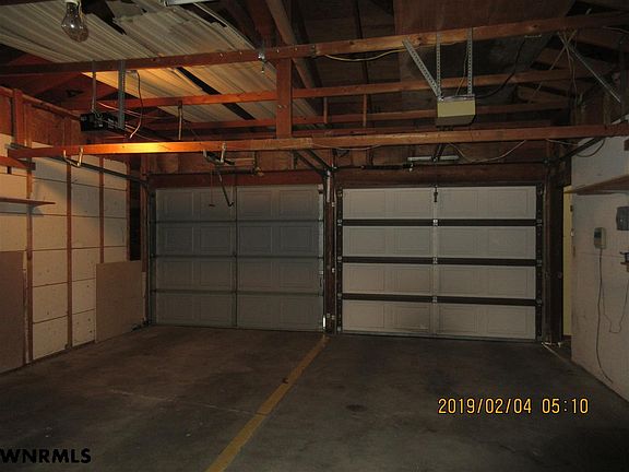4th image of 1113 Avenue O