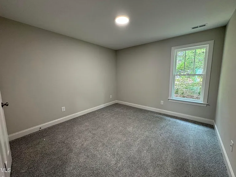 321 W Main St — Photo 5