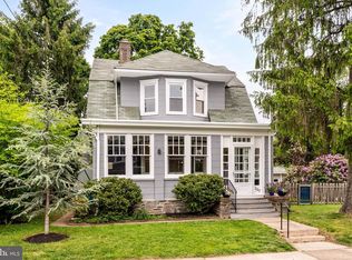 1227 Manor Rd, Havertown, PA 19083