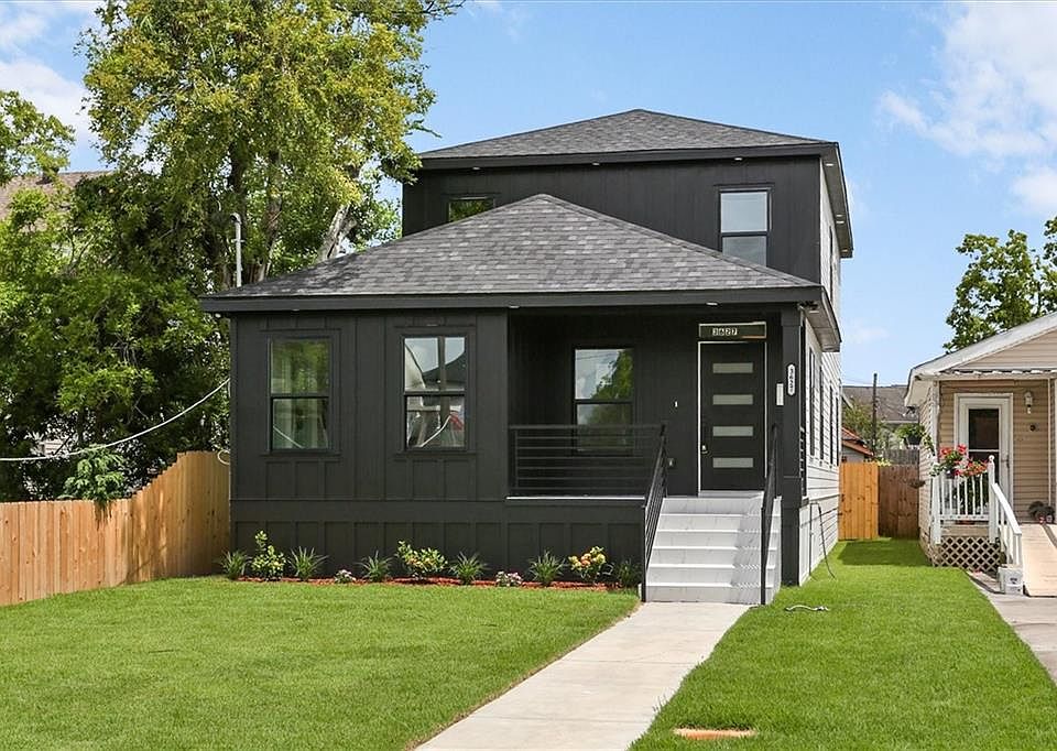 1st image of 3627 Alfred St