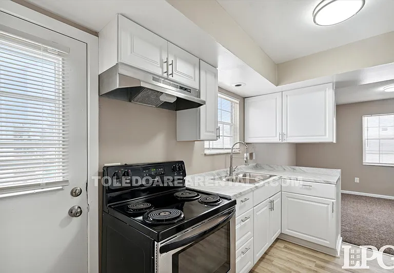 28776 Starbright Blvd — Photo 11