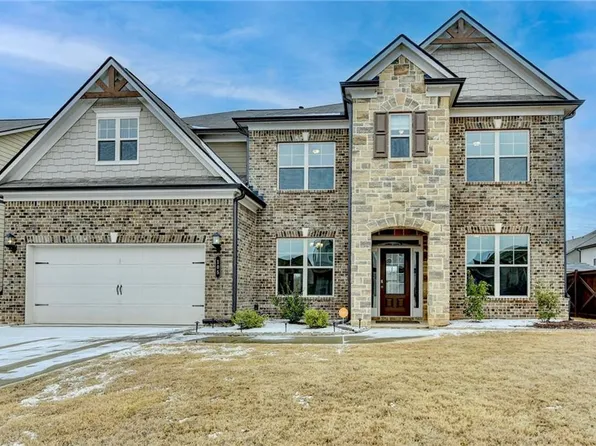 105 Henson Farm Dr, Loganville, GA 30052