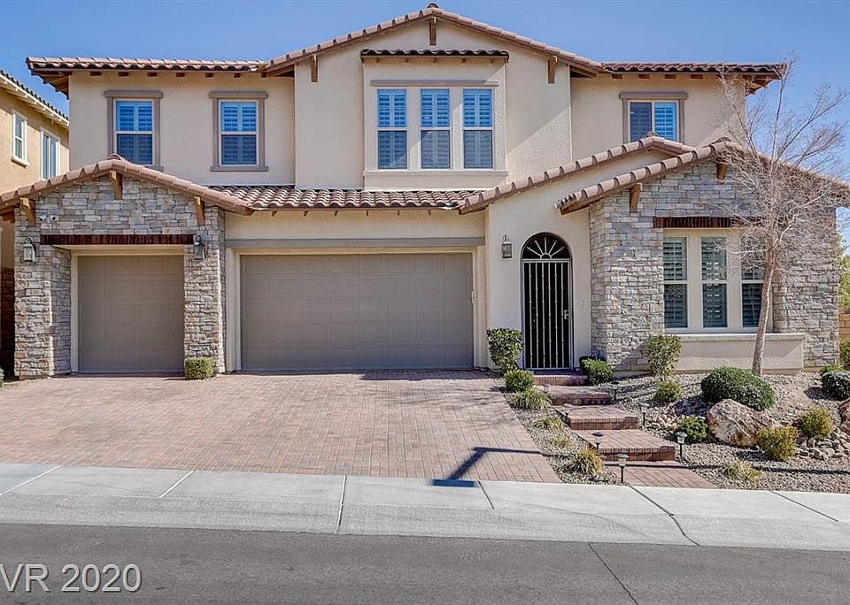 1st image of 446 Paso De Montana St
