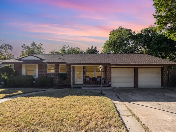 808 Ravenwood Dr, Arlington, TX 76013