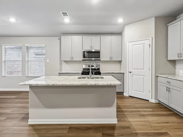 3510 Bastrop Dr, Farmersville, TX 75442
