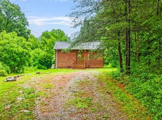 14879 Wolfe Bennett Rd, Nelsonville, OH 45764