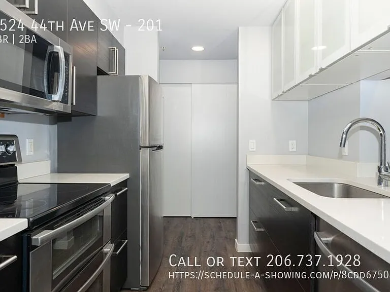4524 44th Ave SW #201 — Photo 5