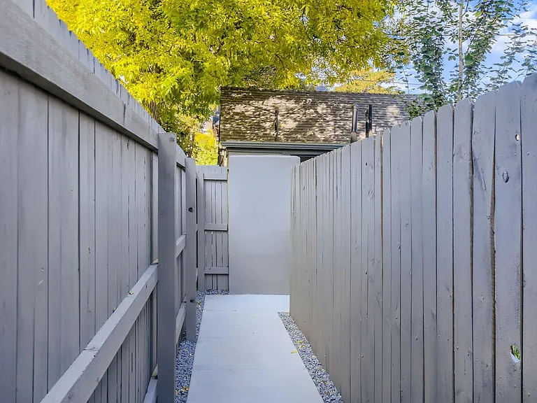 1157 Josephine St — Photo 14