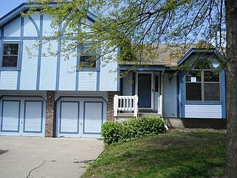 1st image of 88 Oak St
