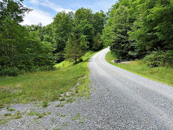 4th image of 117 Northern Trl