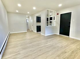 521 Martin St, Philadelphia, PA