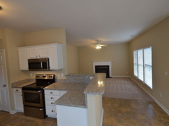 4th image of 12607 Beddingfield Dr