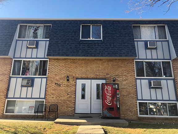 3rd image of 4321 Moore St