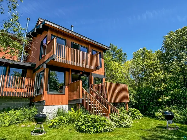 6254 E Villa Ln #B4, Lutsen, MN 55612