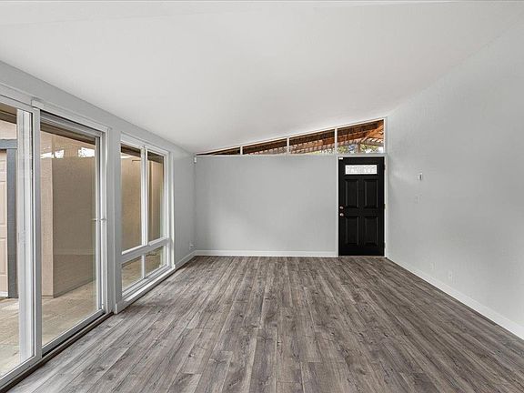 4th image of 13481 Ward Way
